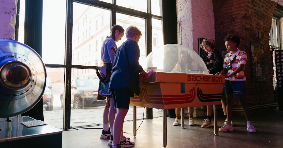 Винтажный игровой автомат демонстрирует эволюцию к современным технологиям