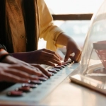 Эволюция игровых автоматов от механических барабанов к цифровым технологиям