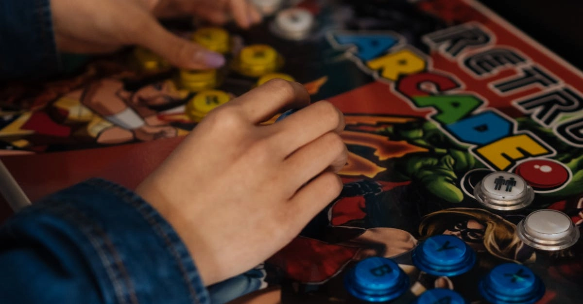 Винтажные игровые автоматы и современные онлайн платформы - техническое наследие